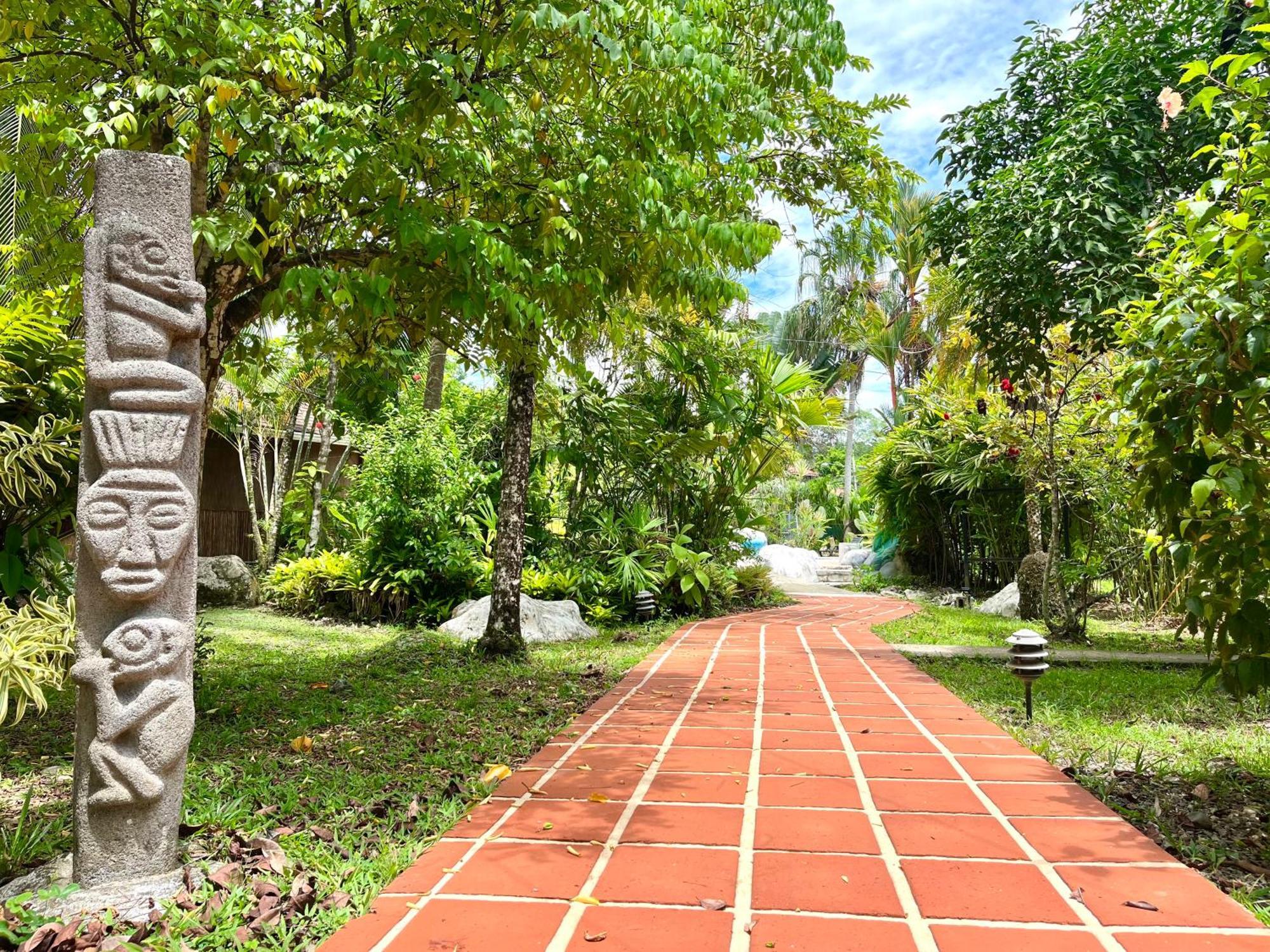 El Clan Hostel Puerto Viejo de Talamanca Ngoại thất bức ảnh