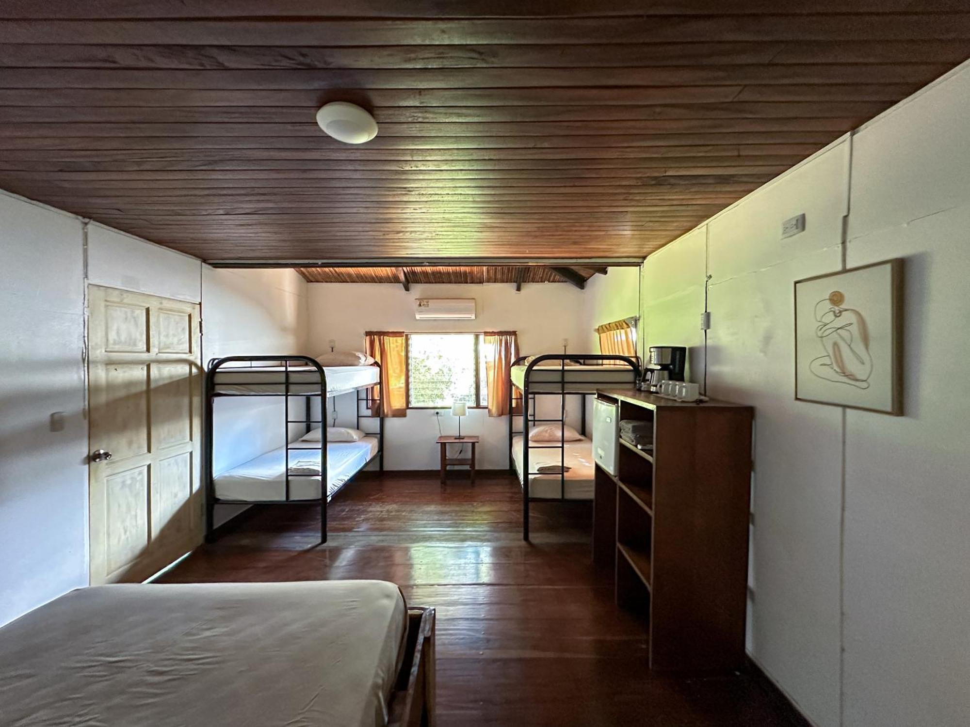 El Clan Hostel Puerto Viejo de Talamanca Ngoại thất bức ảnh